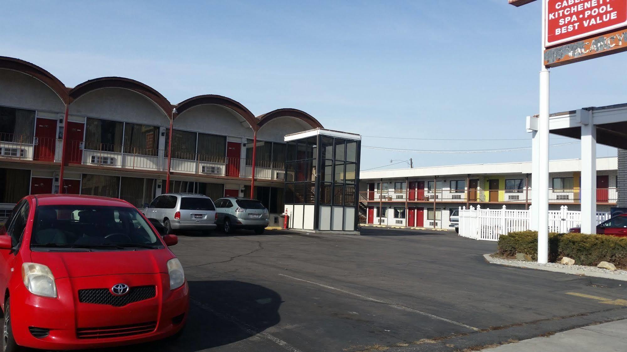 Executive Inn & Suites Provo Exterior foto